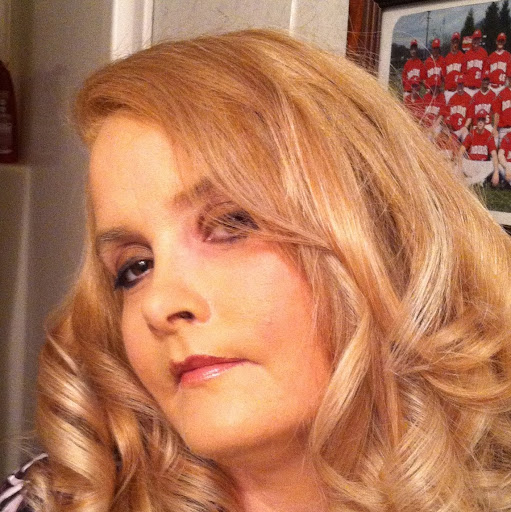 Rebecca Fields Photo 37